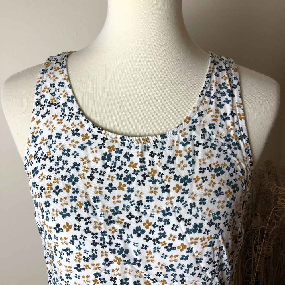 Old Navy Pockets Mini Summer Dress Floral Medium - Picture 3 of 11